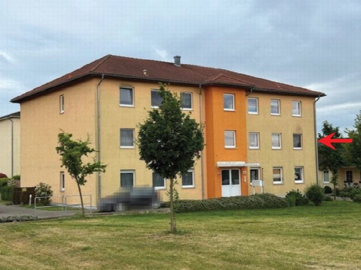 Außenansicht vorne — Mehrfamilienhaus in Schwerin, Stadtteil Gartenstadt, Langer Berg 104